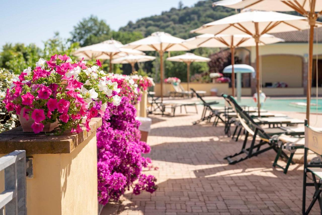 Oasimaremma Village Scarlino Bagian luar foto