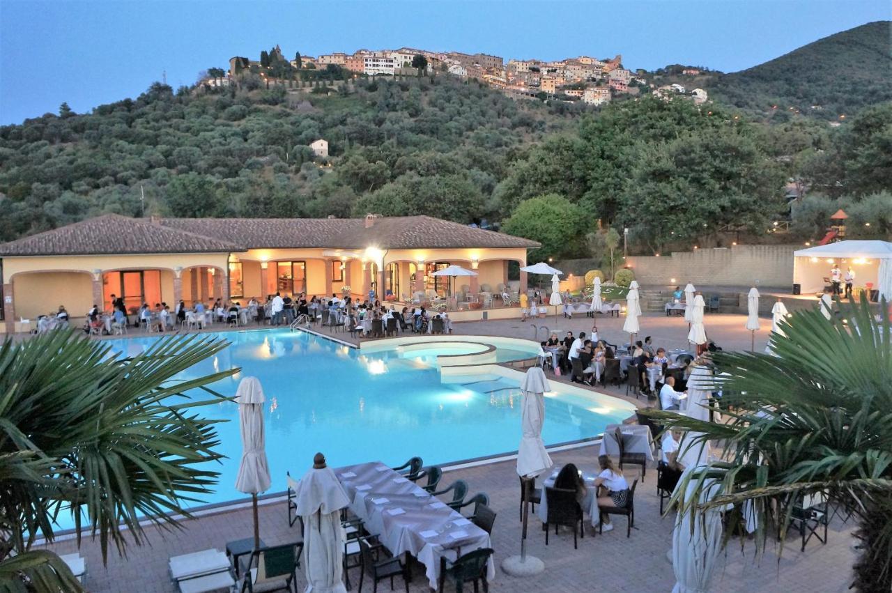 Oasimaremma Village Scarlino Bagian luar foto
